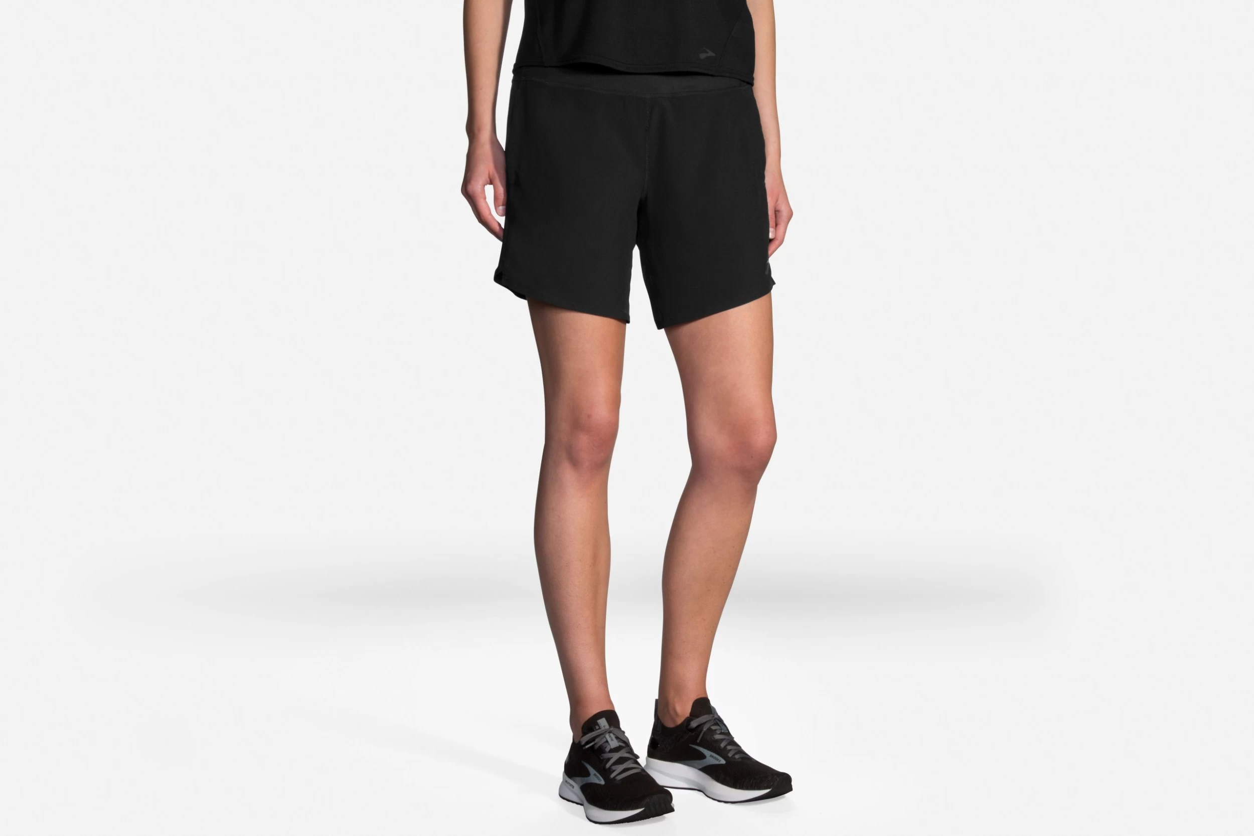 Brooks Women's Chaser 7" Short 1 Brooks Women's Chaser 7" Short
