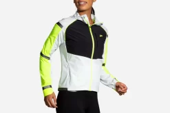 Brooks Women's Carbonite Jacket - Icy Grey/Black/Nightlife (221493030) -Sports Store 221493 030 MA Carbonite Jacket scaled