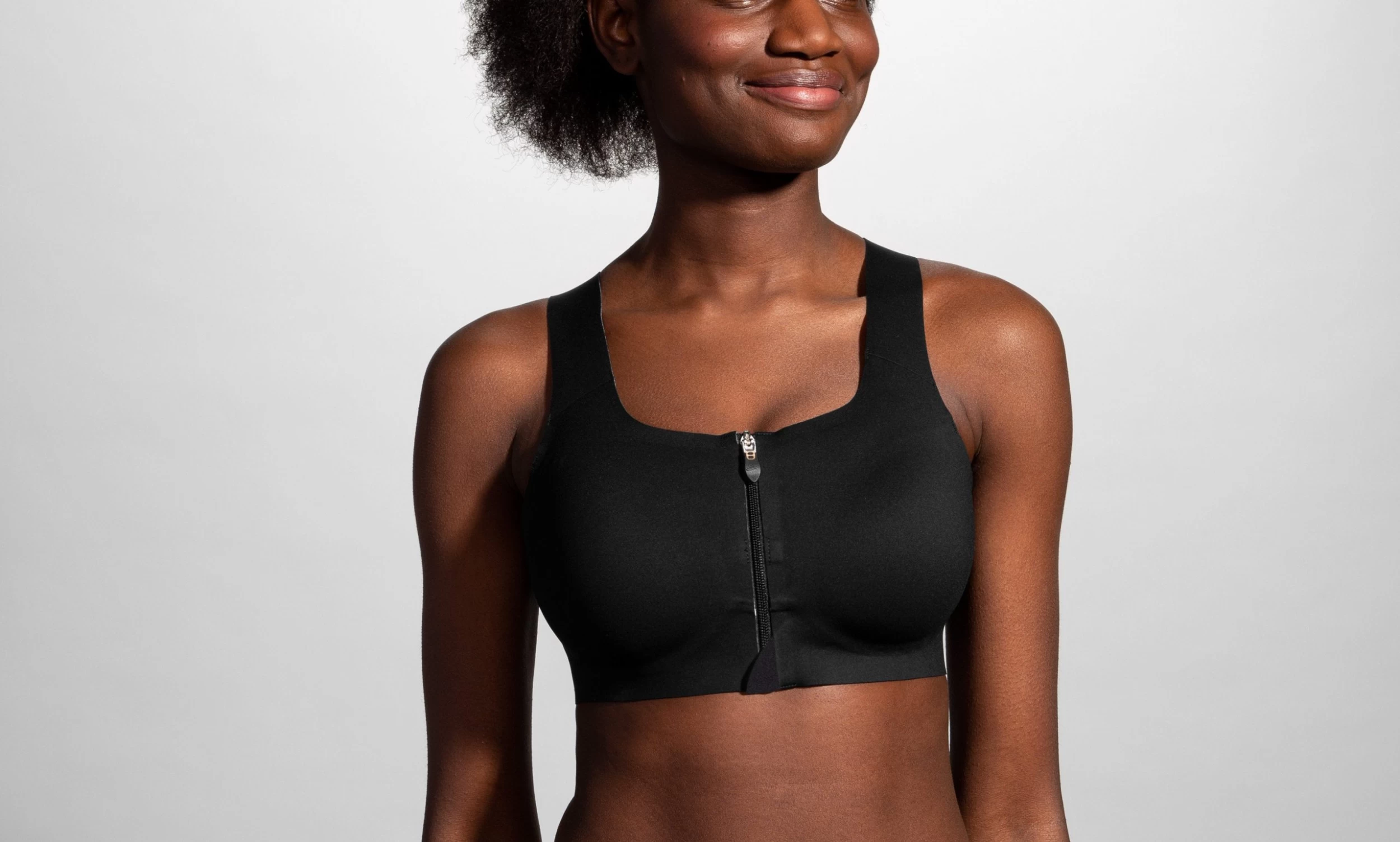Brooks Women's Dare Zip Run Sports Bra - Black (350075001) 2 Brooks Women's Dare Zip Run Sports Bra - Black (350075001) - Image 2