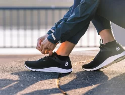 Topo Women's Fli-Lyte 4 11 Topo Women's Fli-Lyte 4 -Sports Store W049.Black White 10