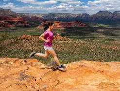 Topo Women's MTN Racer 3 -Sports Store topo womens mtn racer 3 black mauve 5